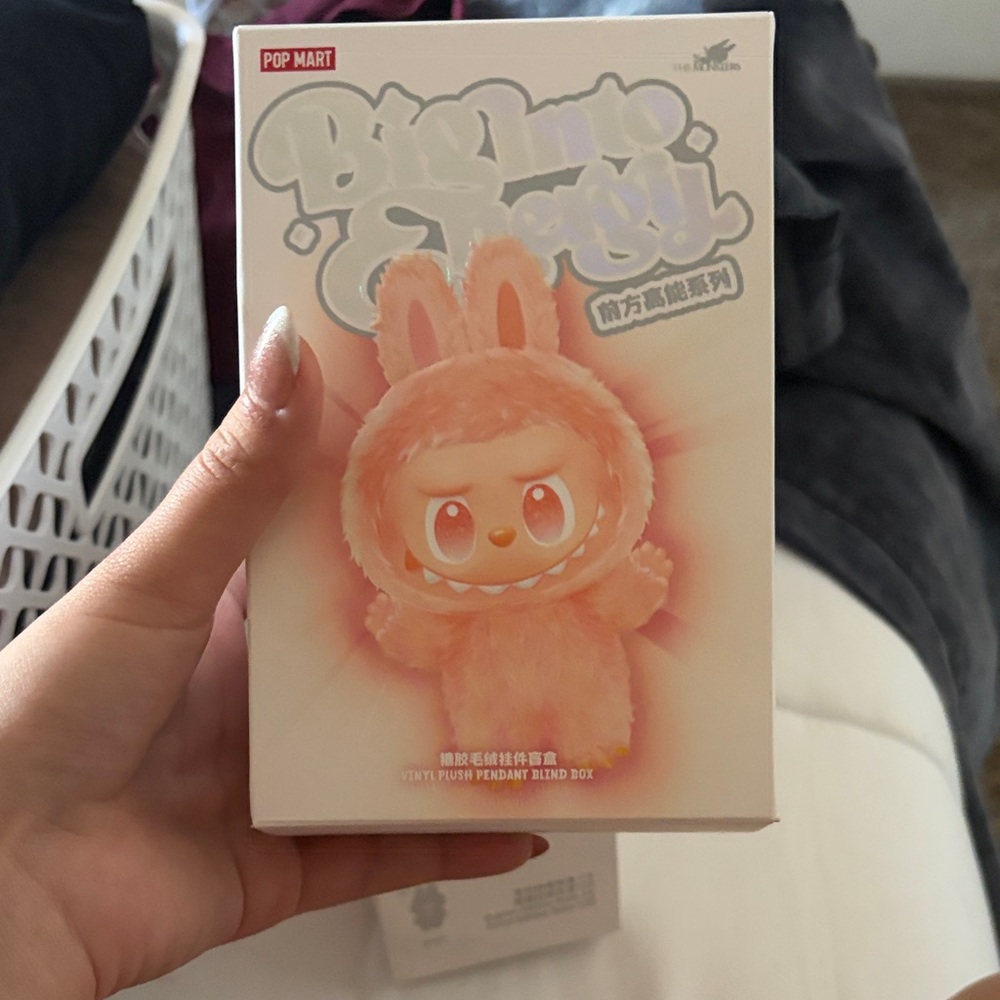 Pop Mart Big Dimoo Peachy Figure